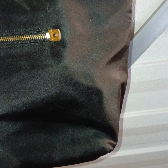 Michael Kors Black and Tan Structured Tote with Gold Hardware - Picture 12 of 16